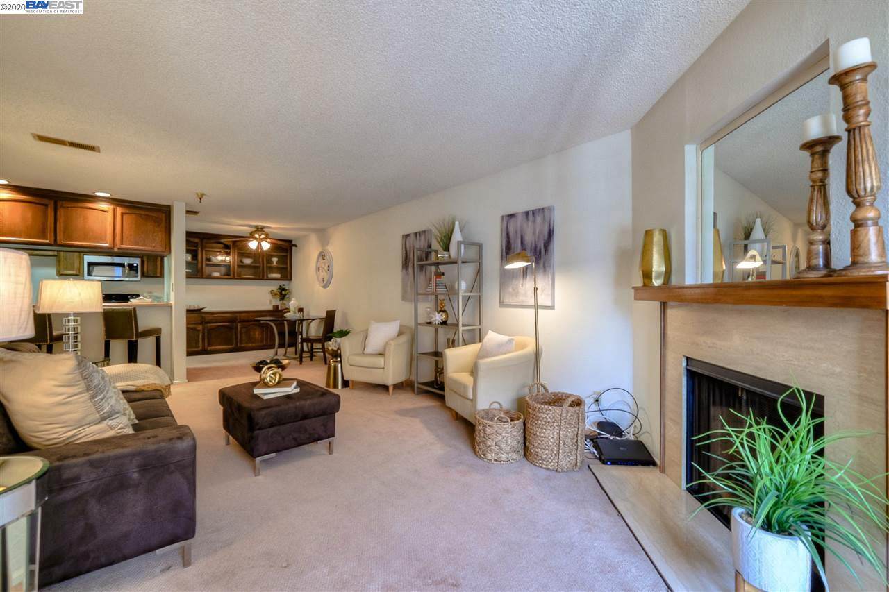 1132 Carpentier St 411 - Photo 1