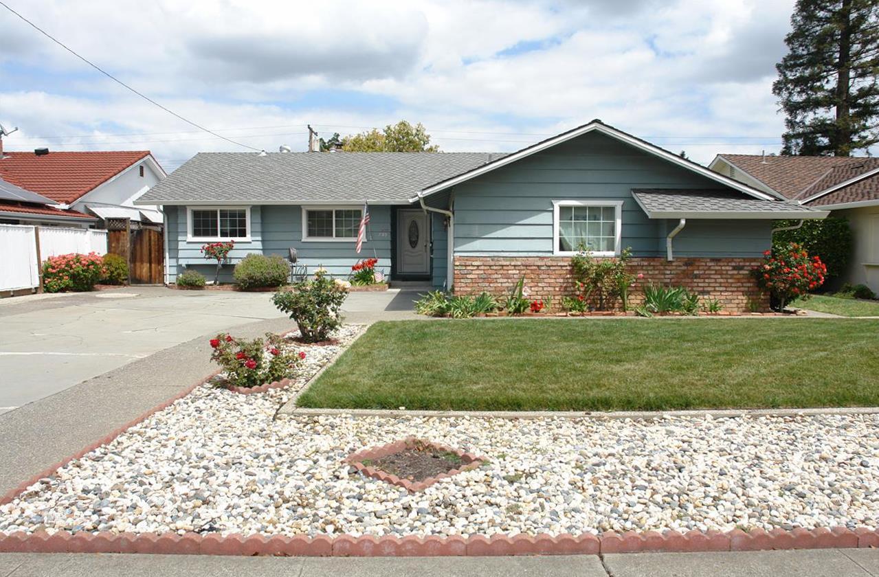 780 Monica Ln - Photo 1