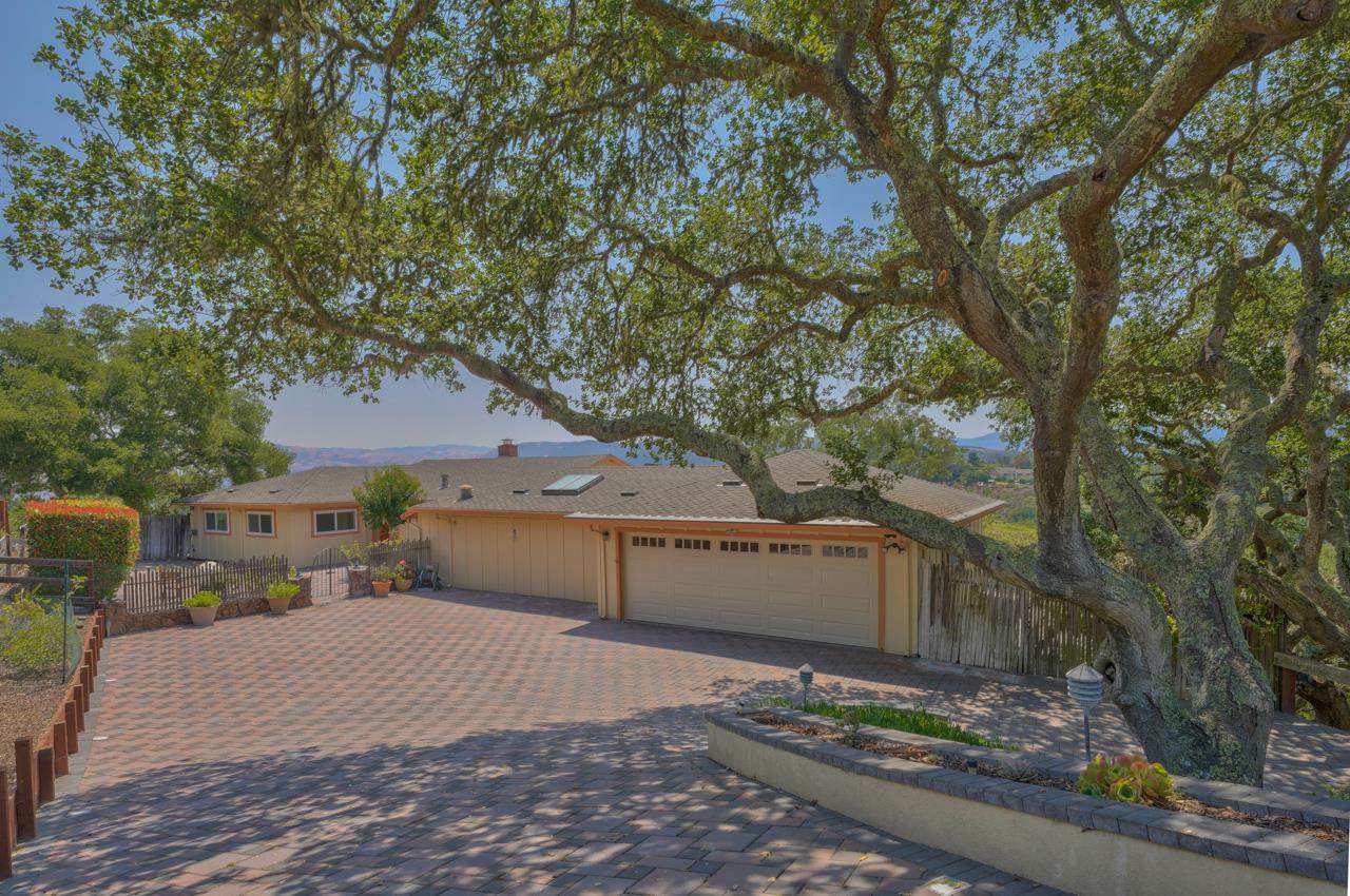 12230 Carola Dr - Photo 1