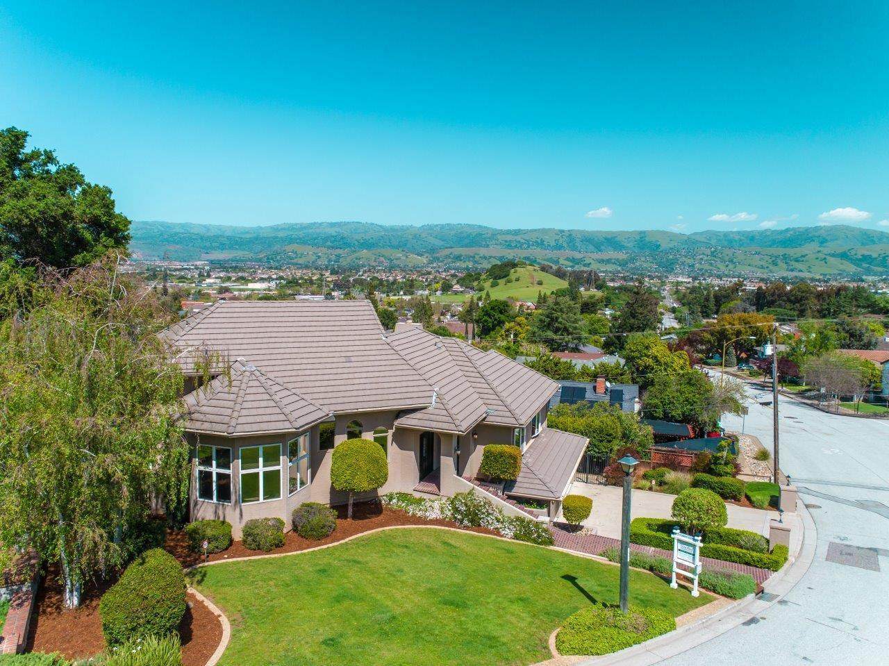 1055 Dunne Ave - Photo 1