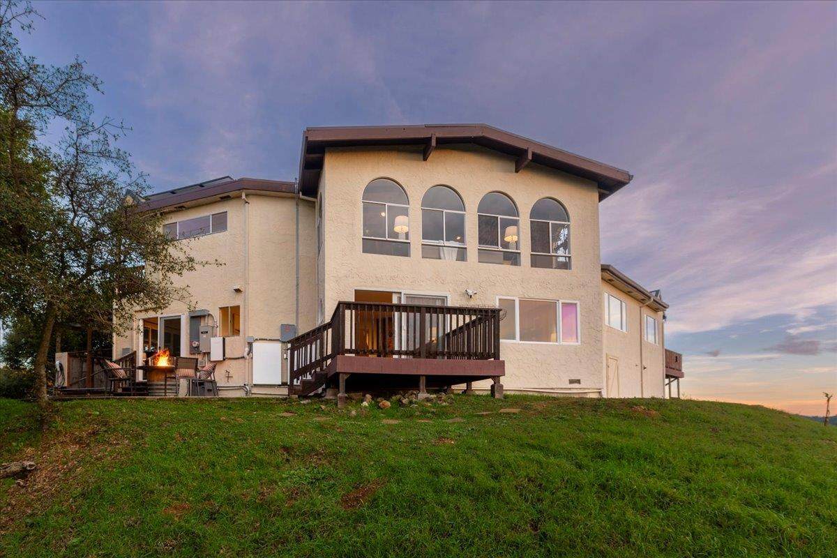 16999 Mcgill Rd - Photo 1