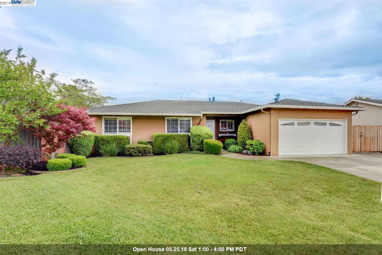 8625 Briarwood Ln - Photo 1