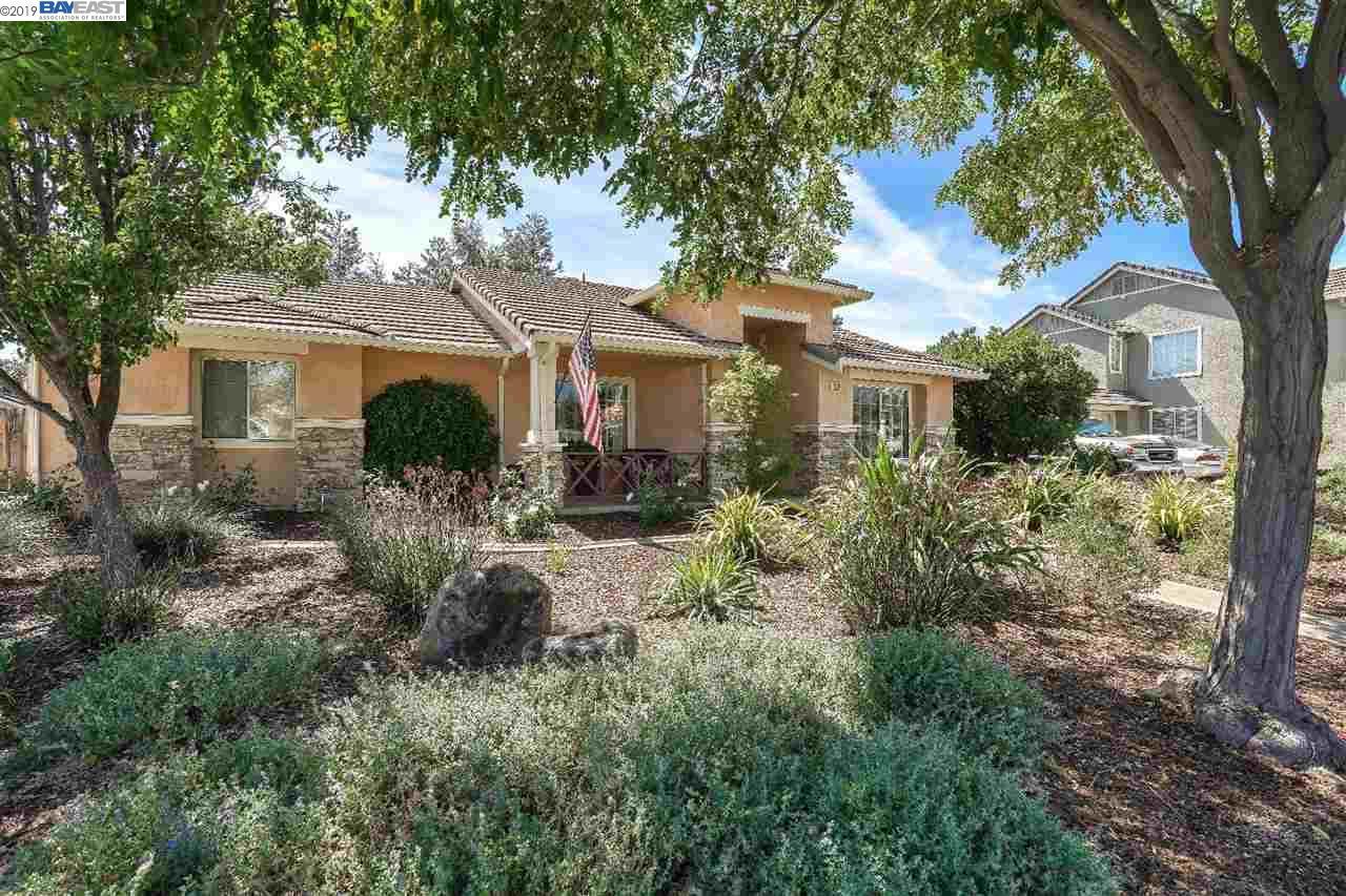 1130 Meadow Dr - Photo 1