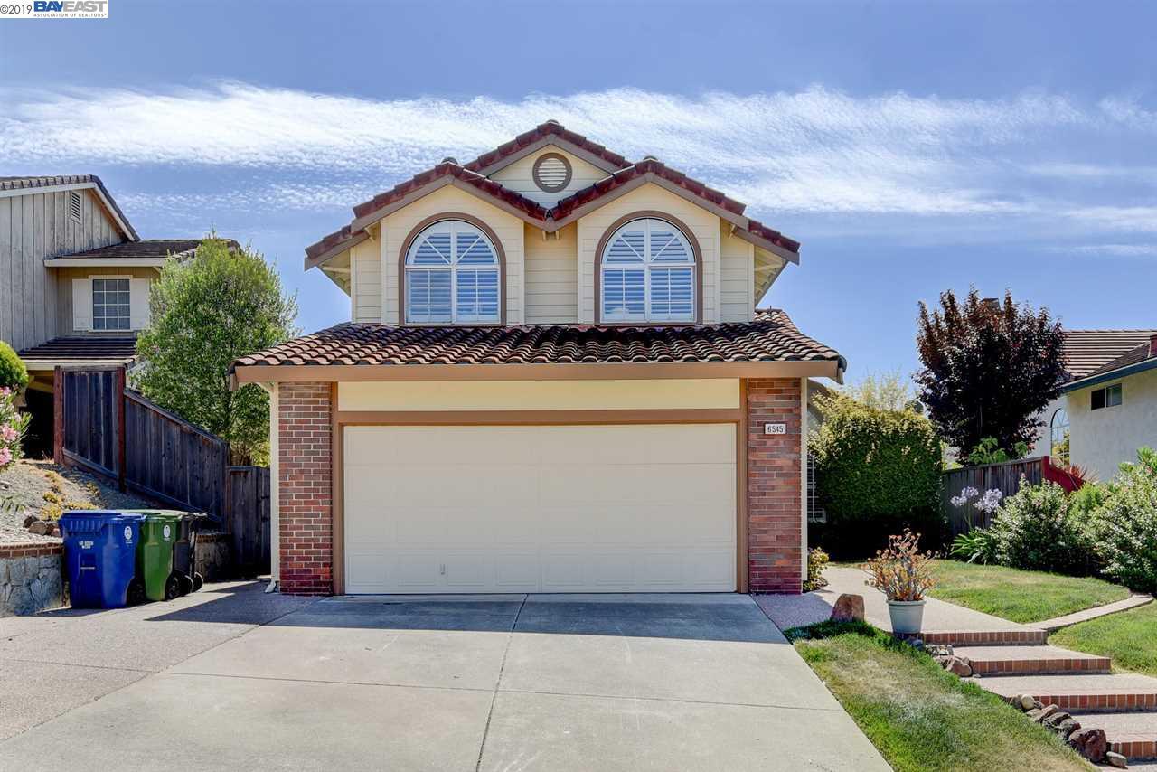 6545 Ridgewood Dr - Photo 1