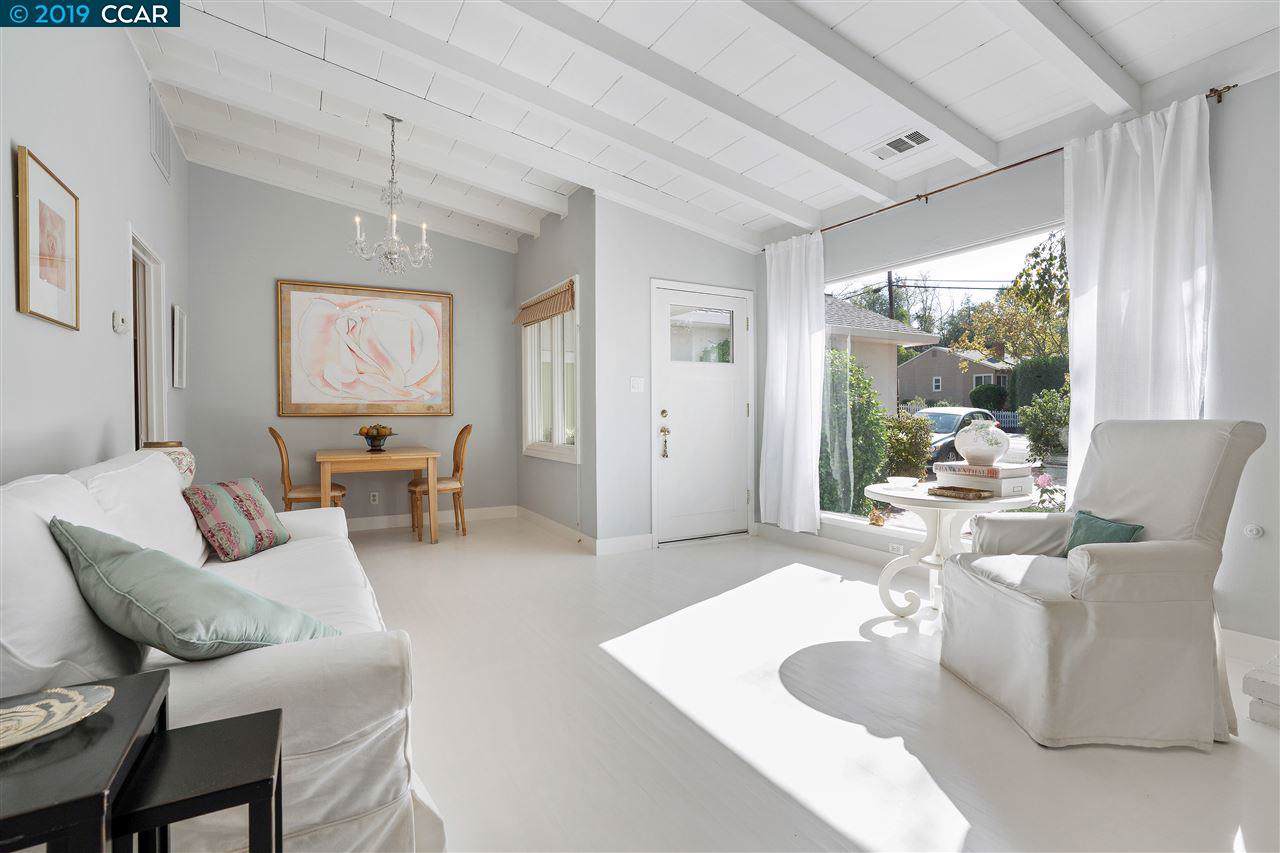 40 Meek Pl - Photo 1