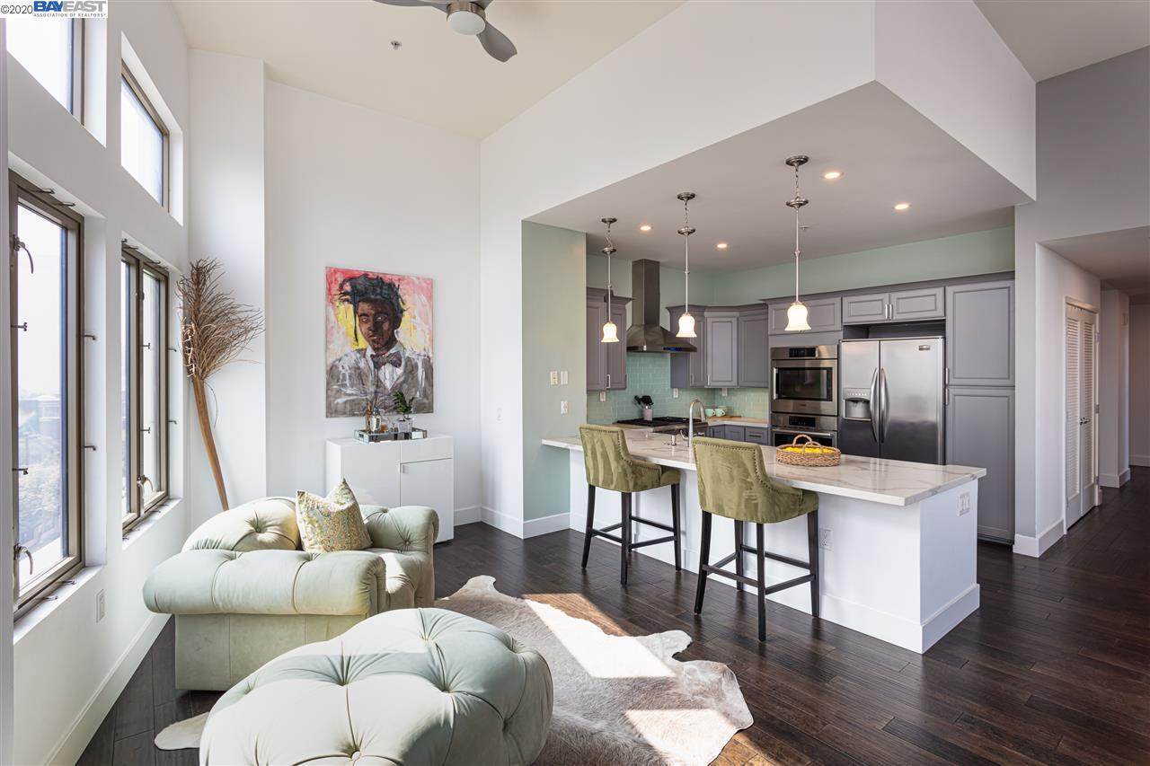 438 Grand Ave 711 - Photo 1