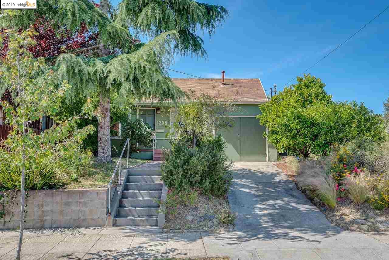1295 Francisco St - Photo 1