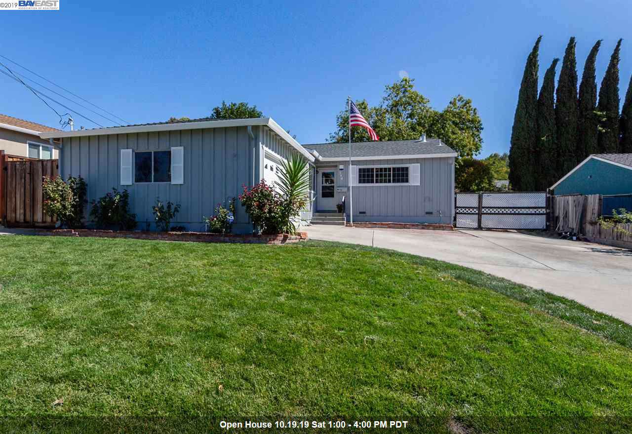 344 Martin Ave - Photo 1
