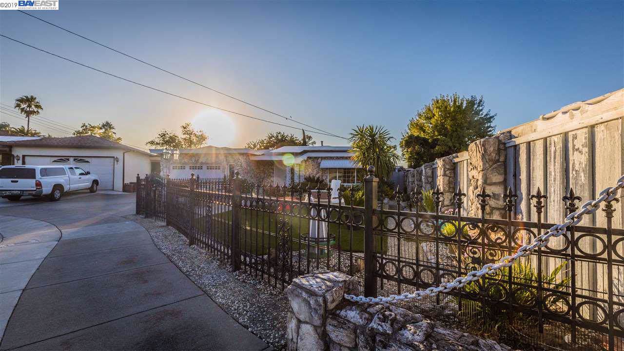 22 Coronado Ct - Photo 1