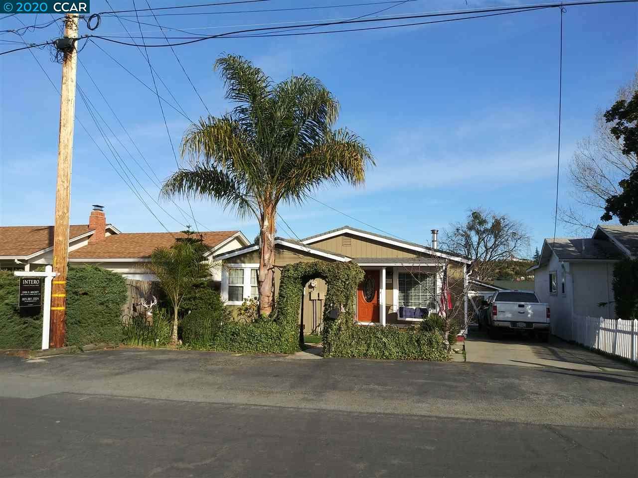 916 Veale Ave - Photo 1