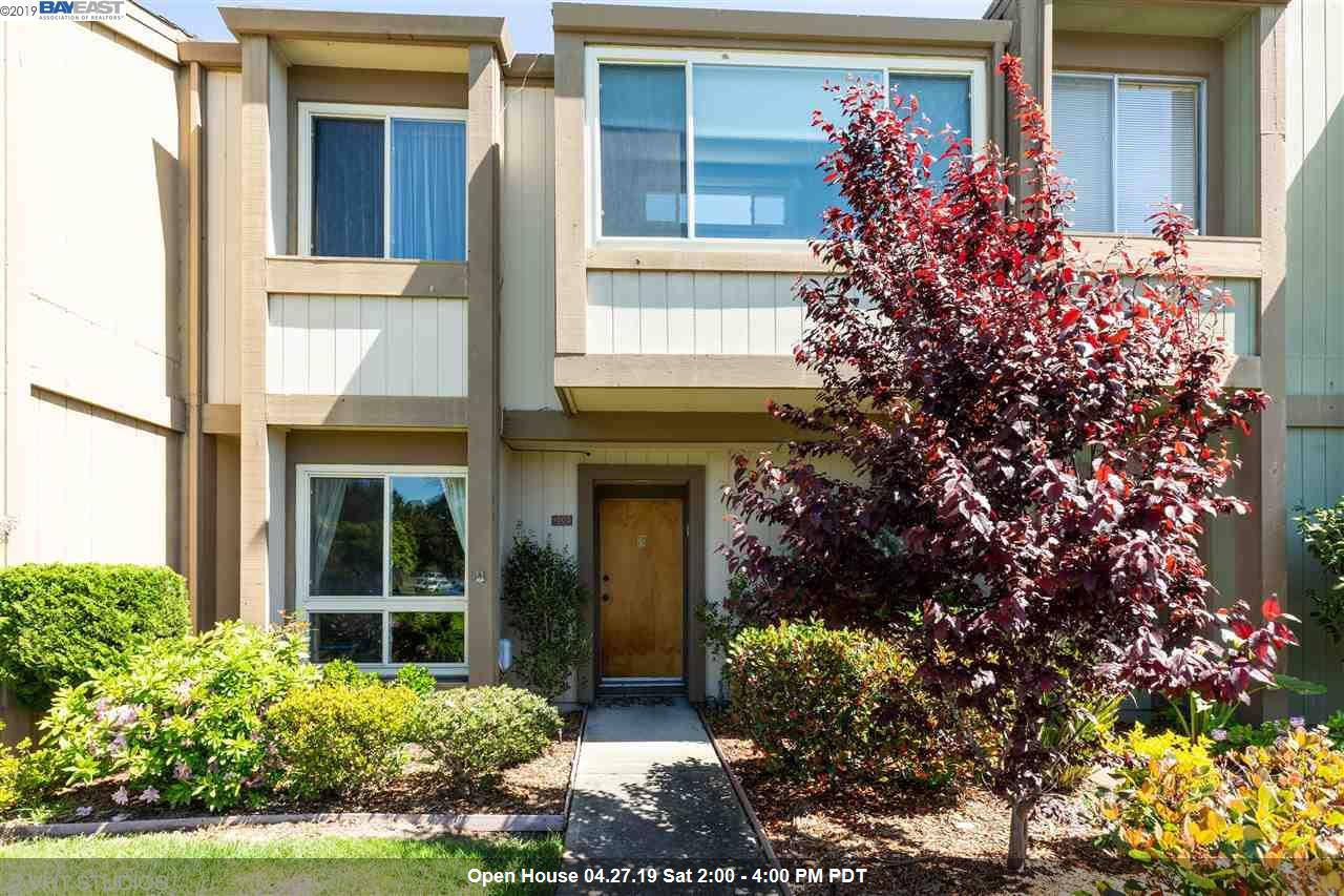 1005 Tahiti Ln - Photo 1