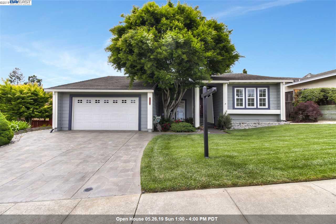 17817 Columbia Dr - Photo 1