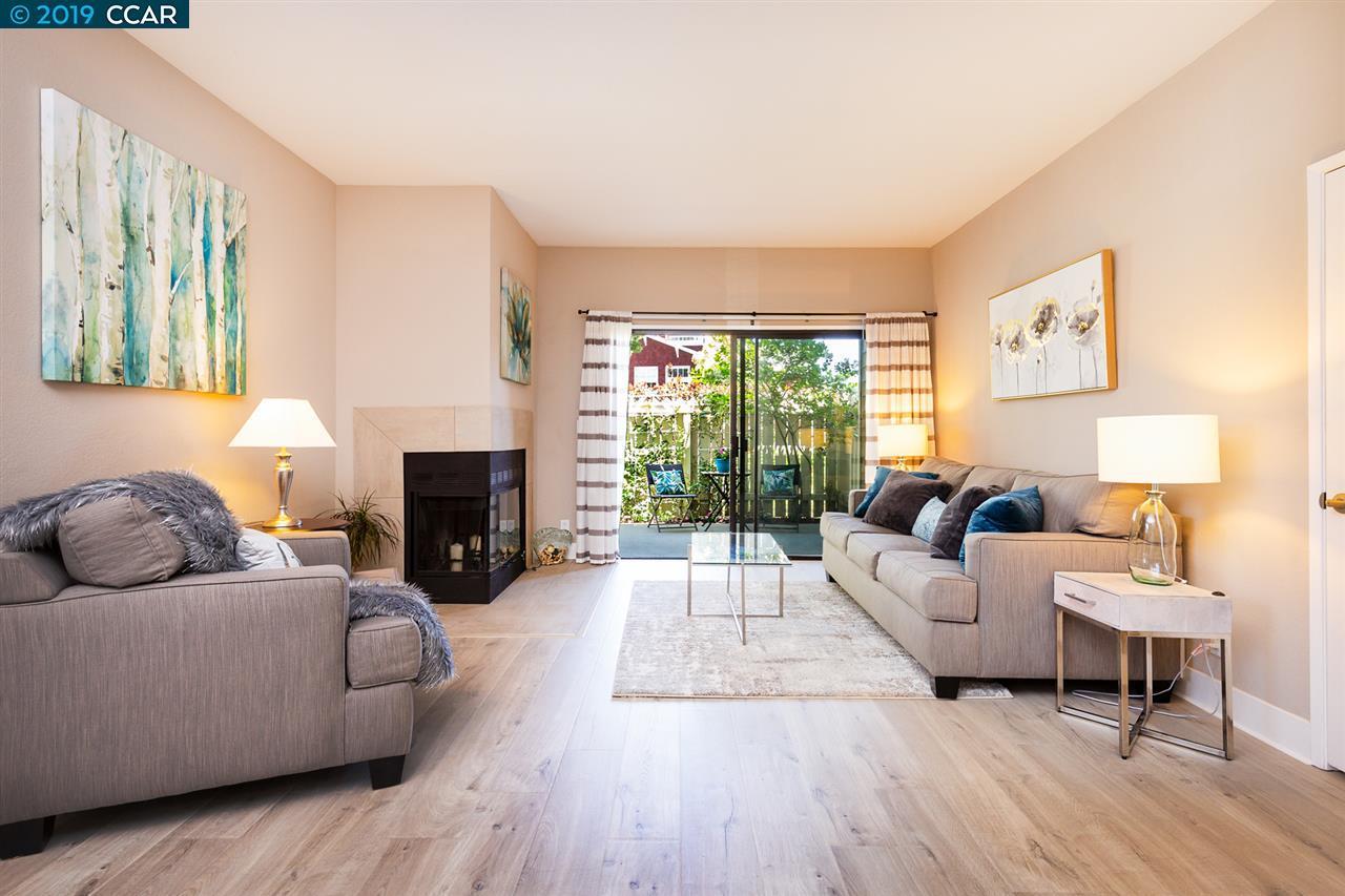239 Shoreline Ct - Photo 1