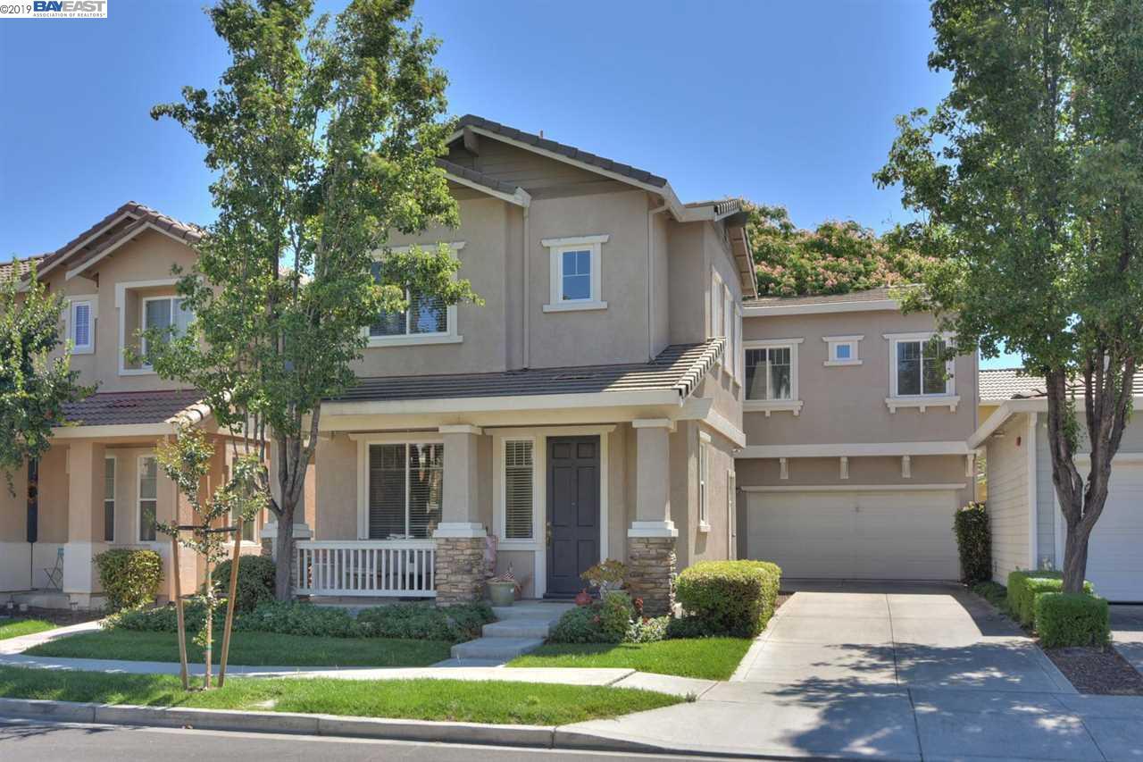 390 Black Rock St - Photo 1