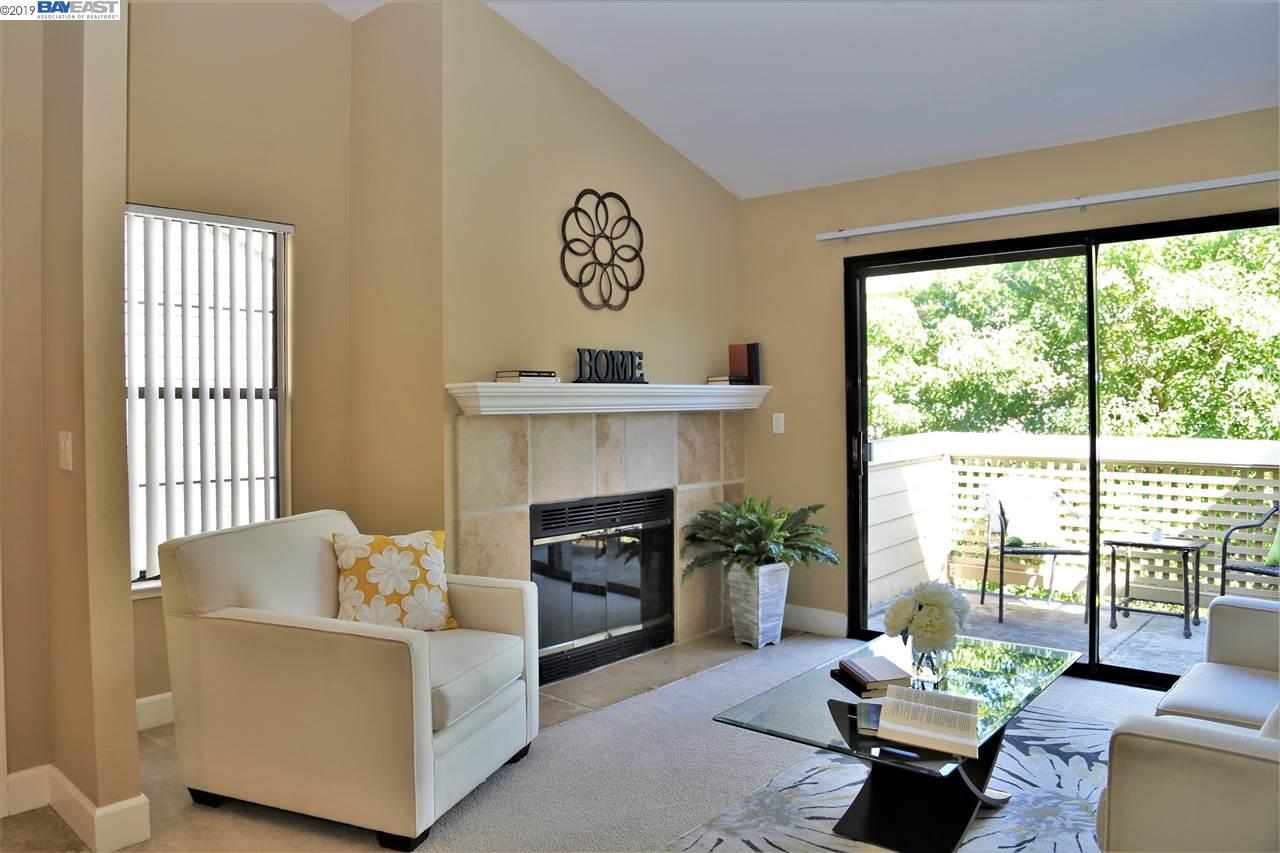 300 Eastridge Dr - Photo 1