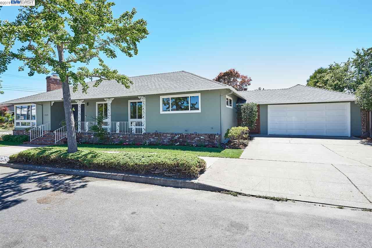 1329 Eastshore Dr - Photo 1