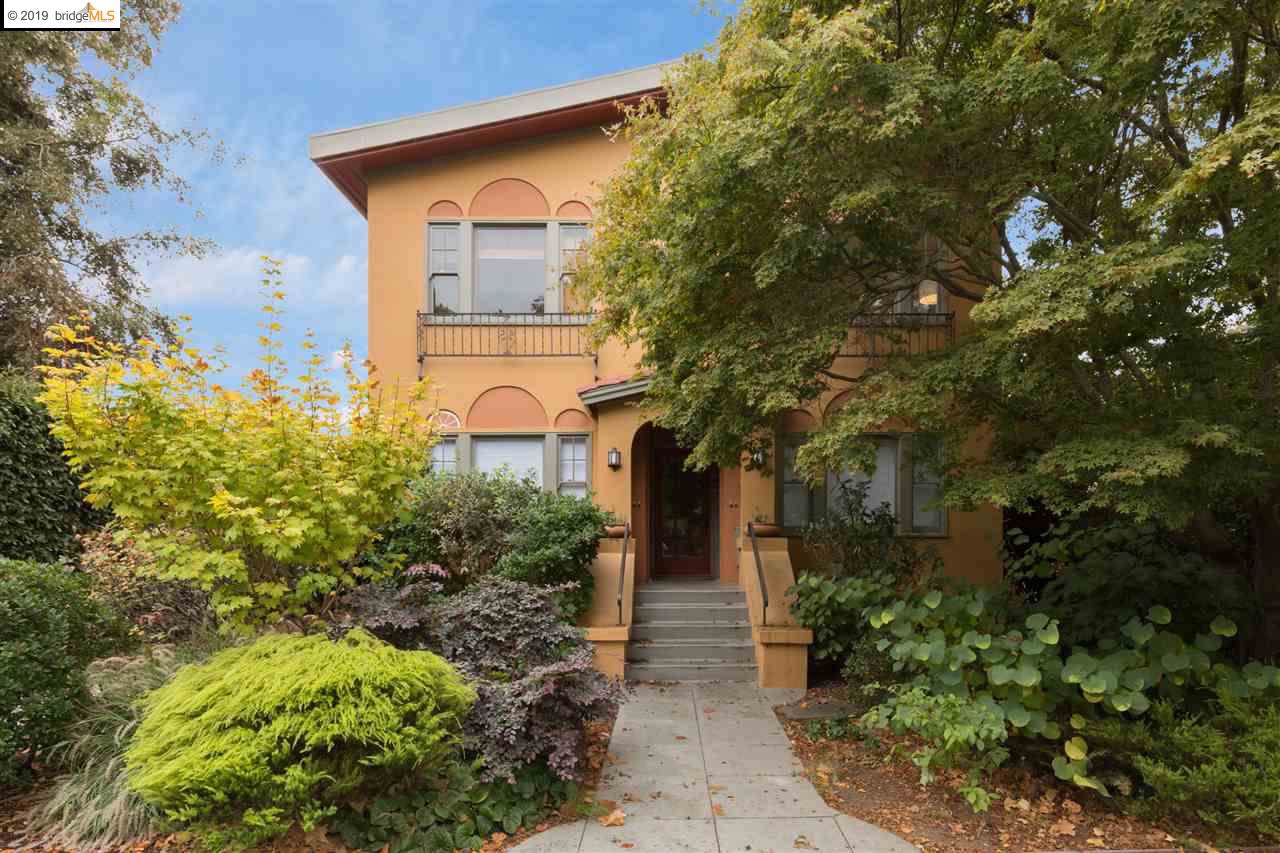 2638 Russell St - Photo 1