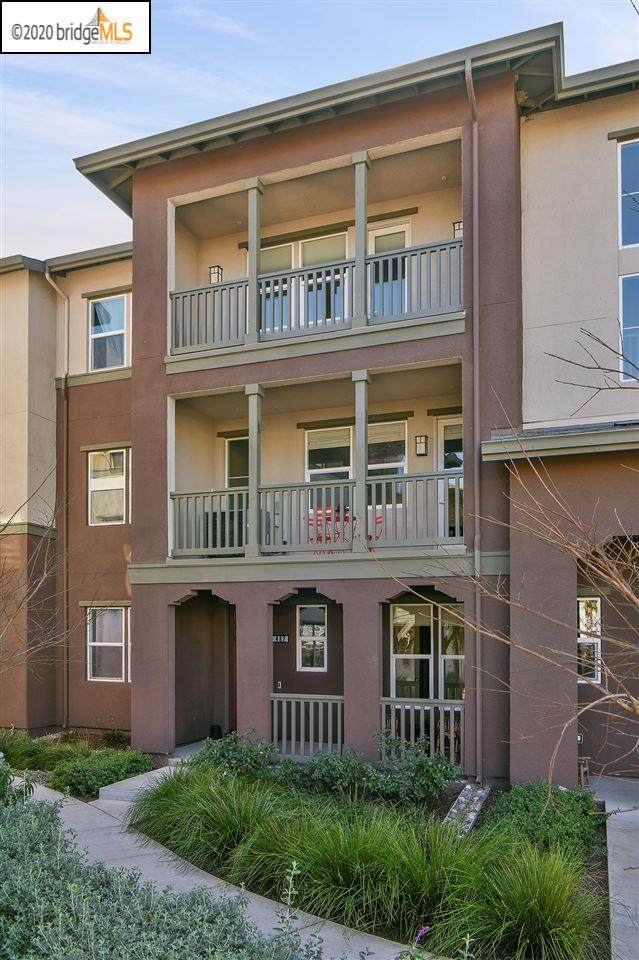 482 Diller St - Photo 1