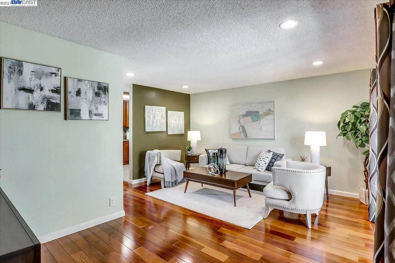40710 Chapel Way - Photo 1