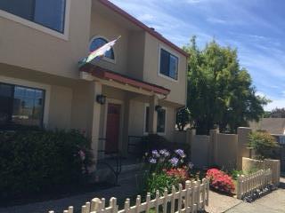 250 Beachgate Way - Photo 1