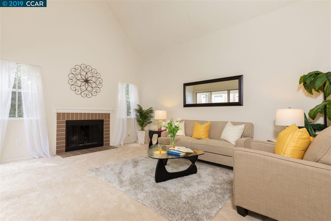 267 Kingston Way - Photo 1