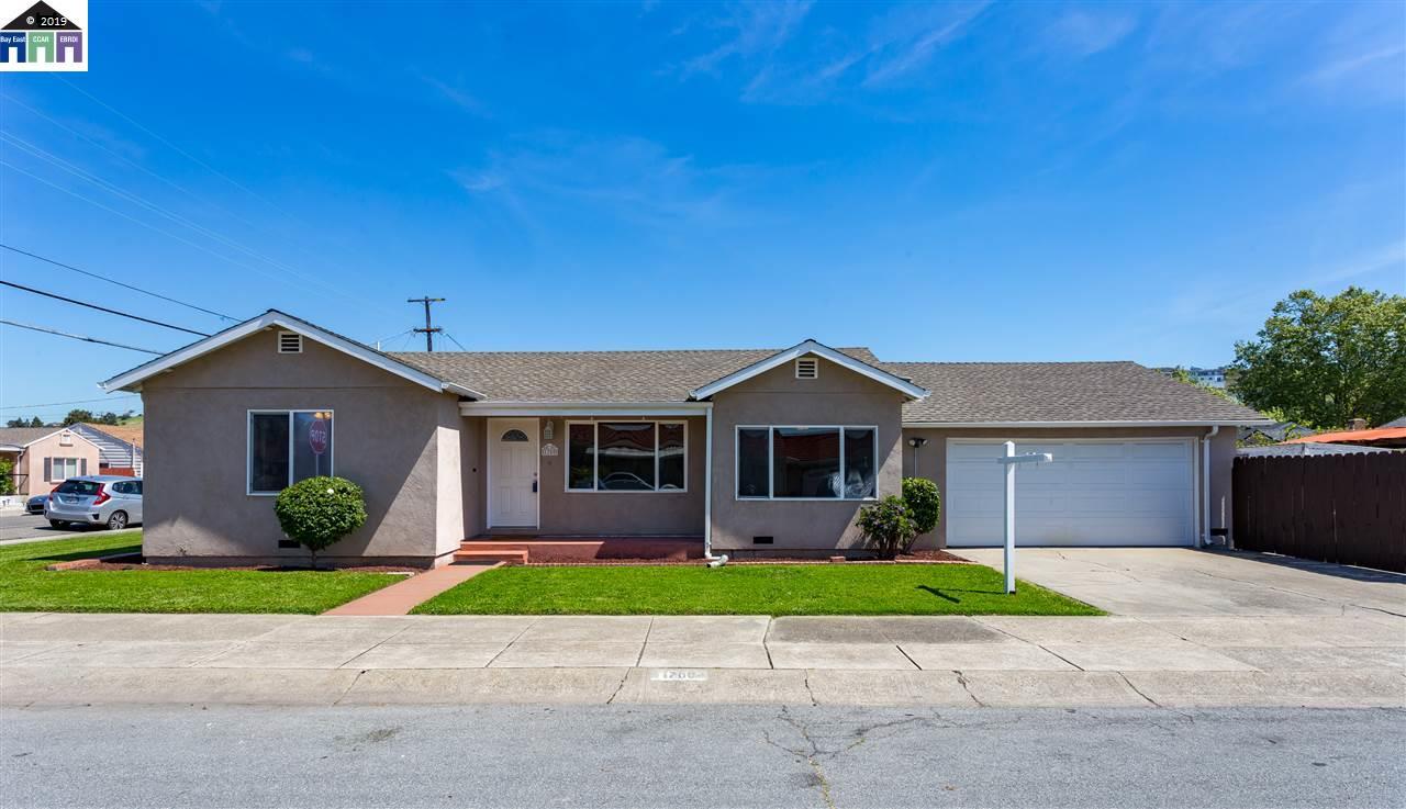 1700 142nd Ave - Photo 1