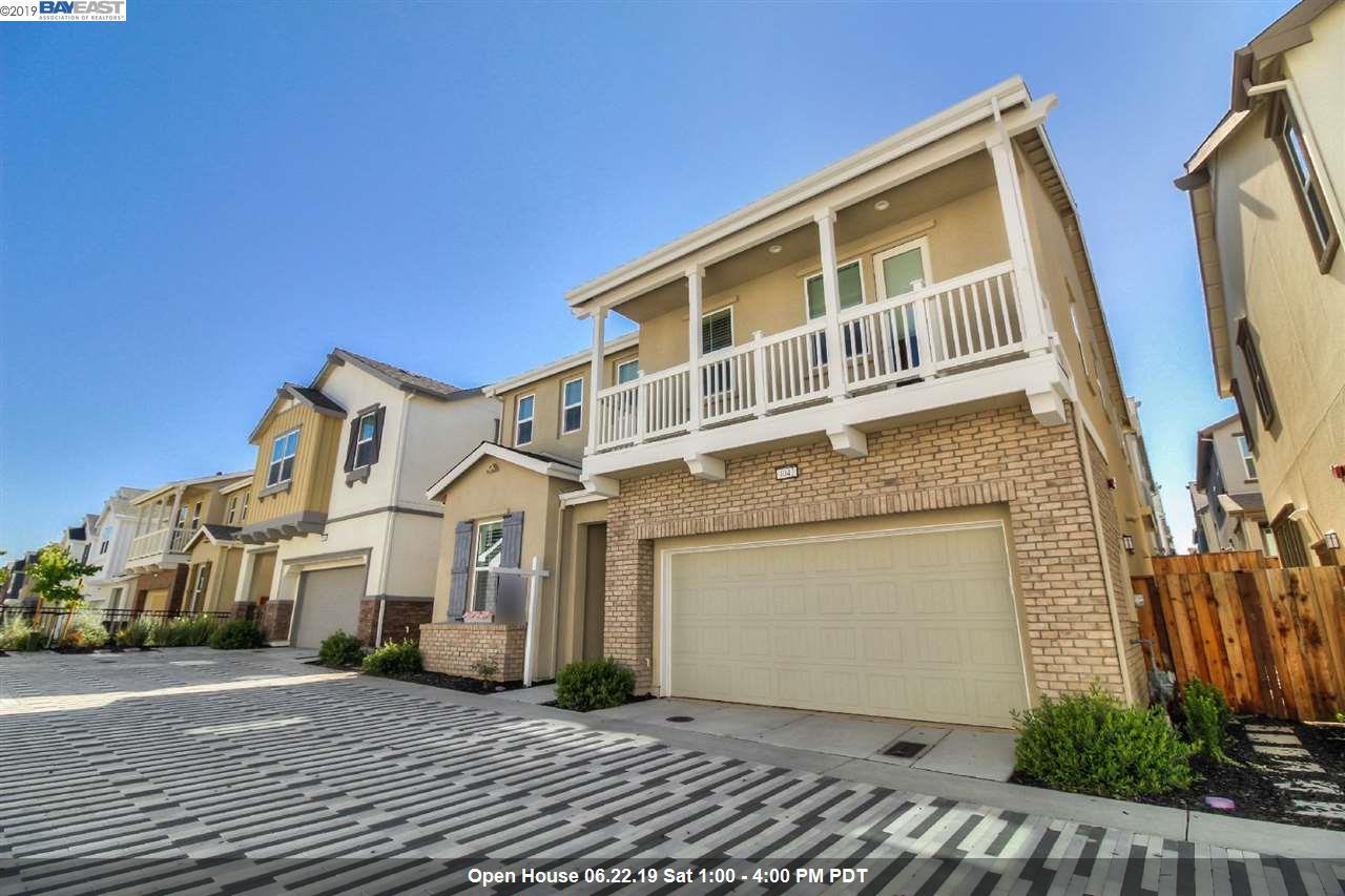 4042 Chalk Hill Way - Photo 1
