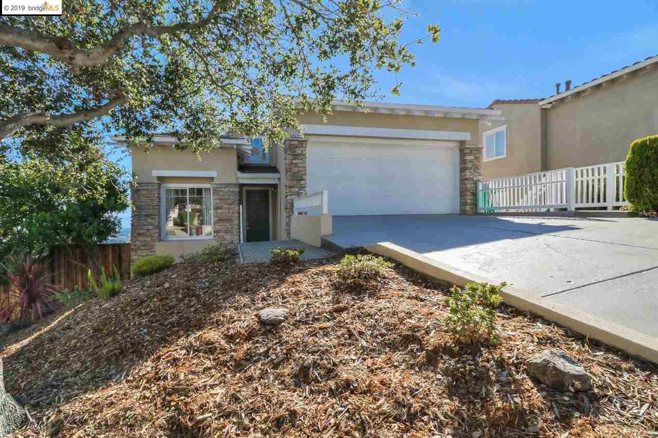 8268 Skyline Cir - Photo 1