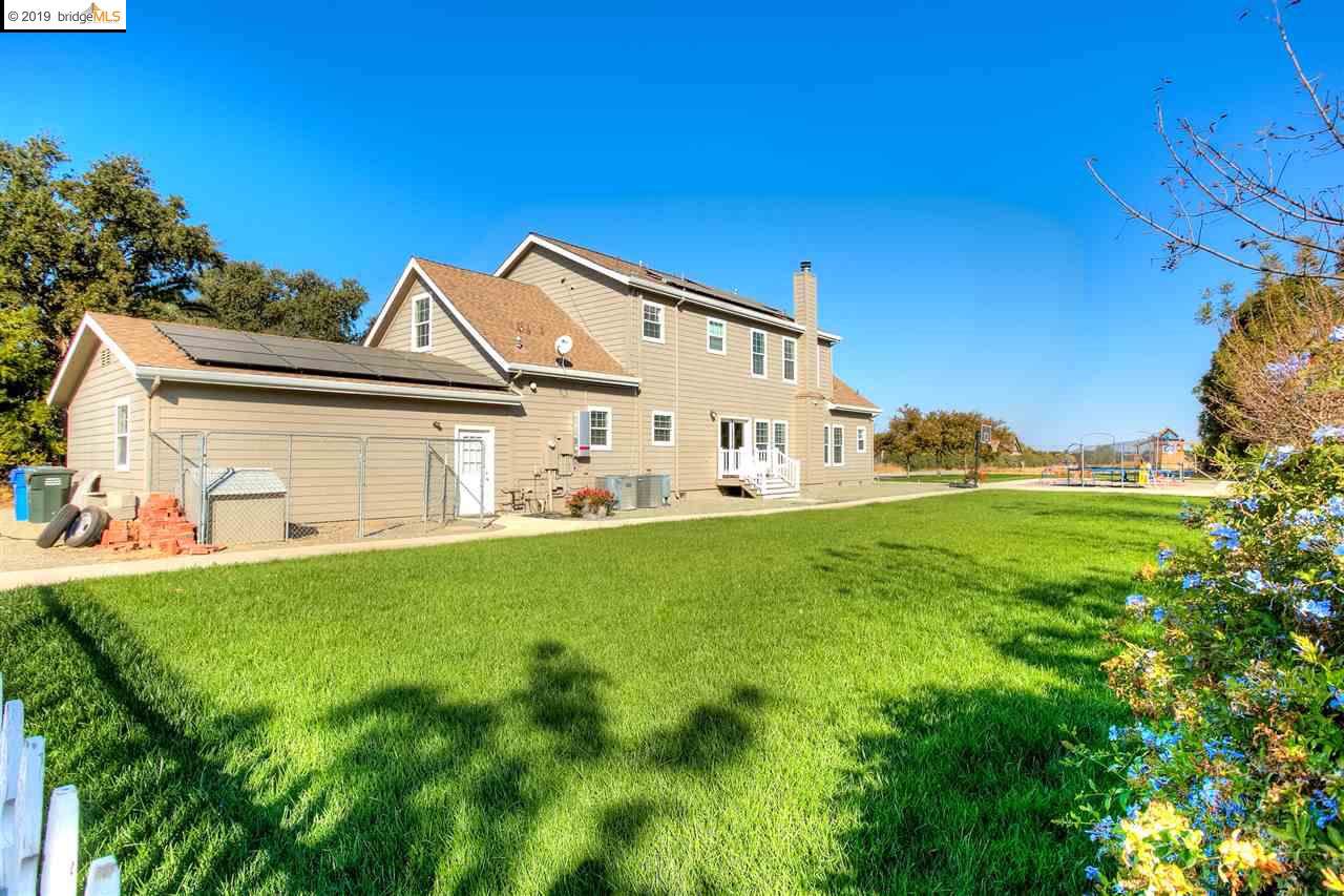 3270 Concord Ave - Photo 1