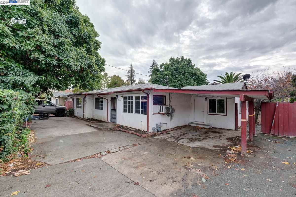 39021 Mission Boulevard - Photo 1