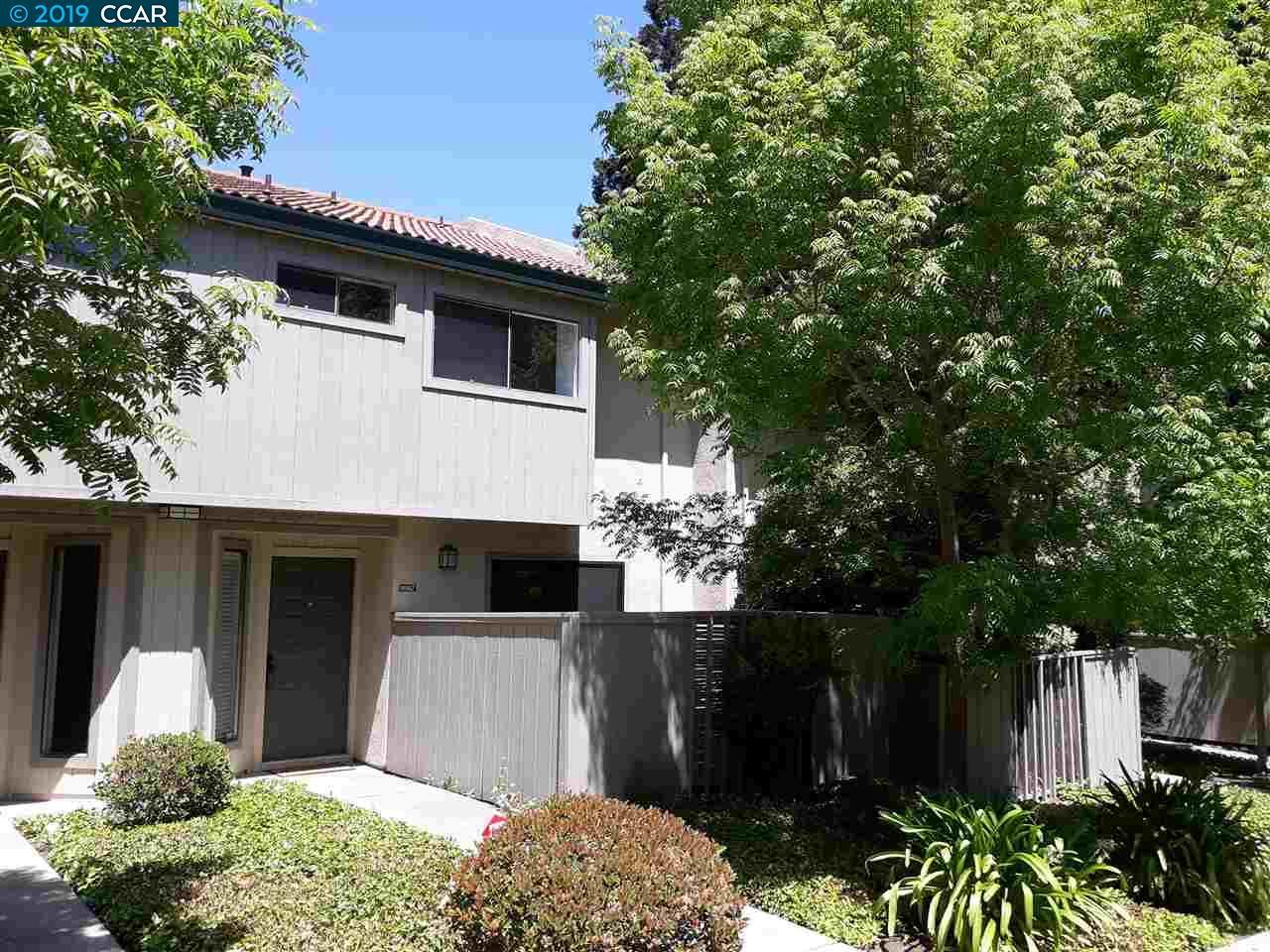 1682 Parkside Dr - Photo 1