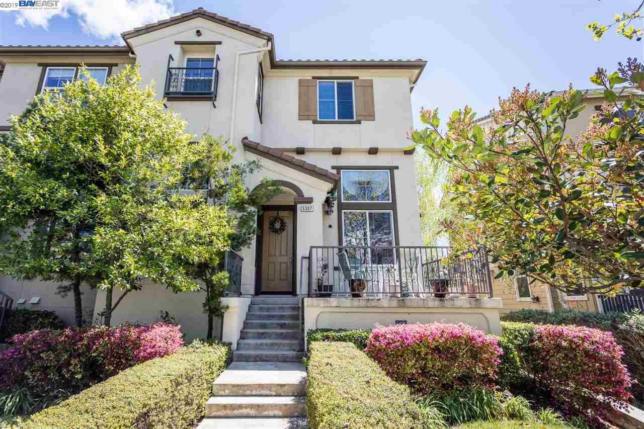 5307 Sherwood Way - Photo 1