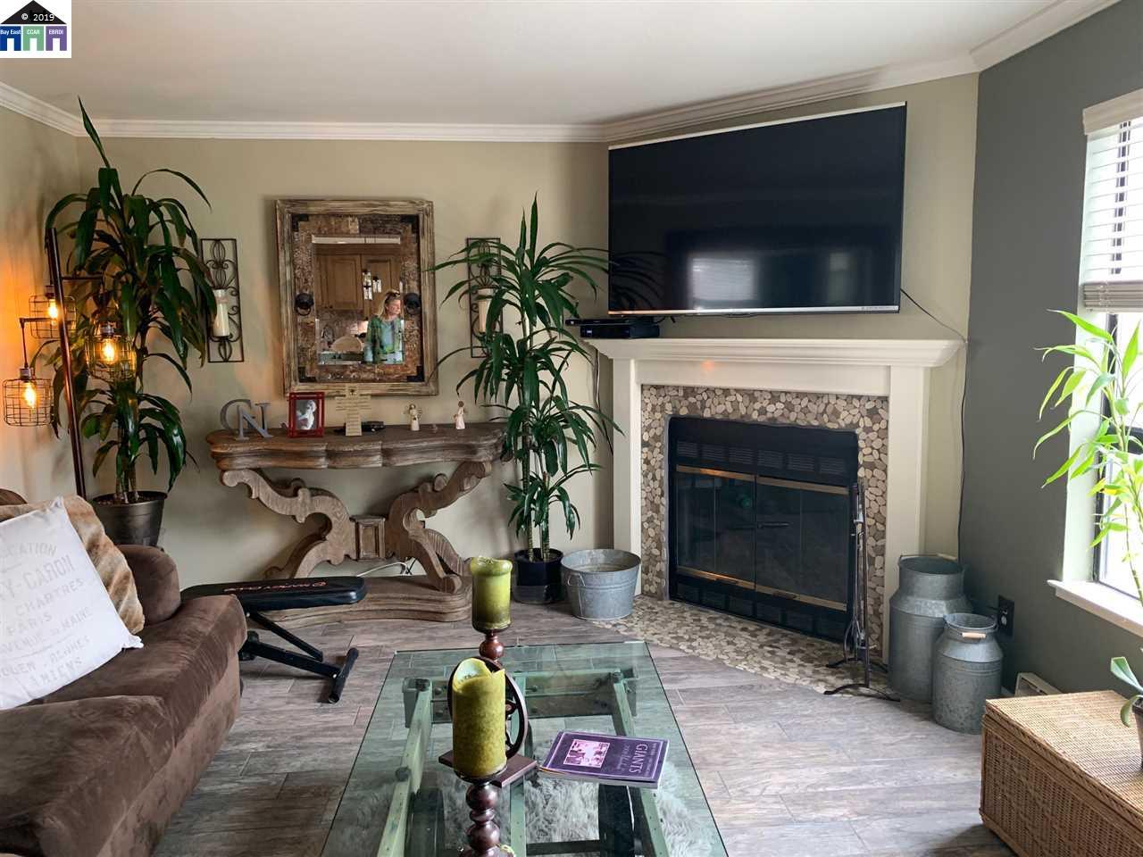 2505 Miramar Ave - Photo 1