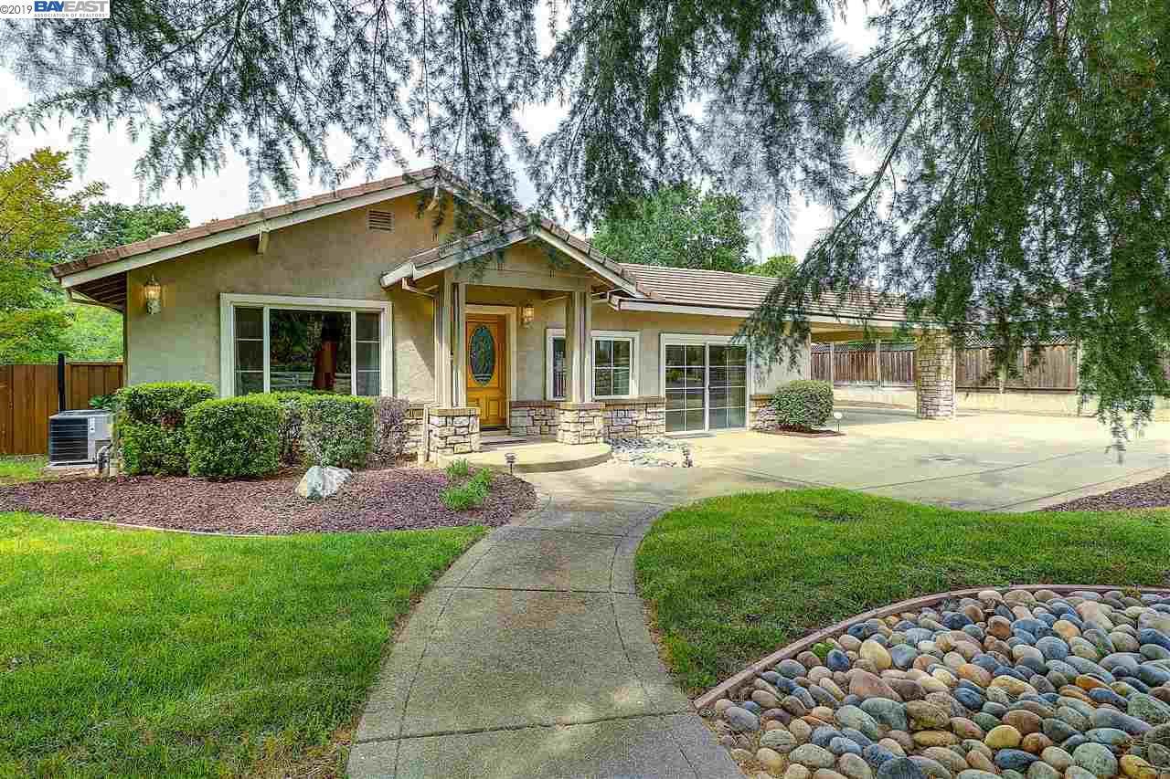344 Alden Ln - Photo 1