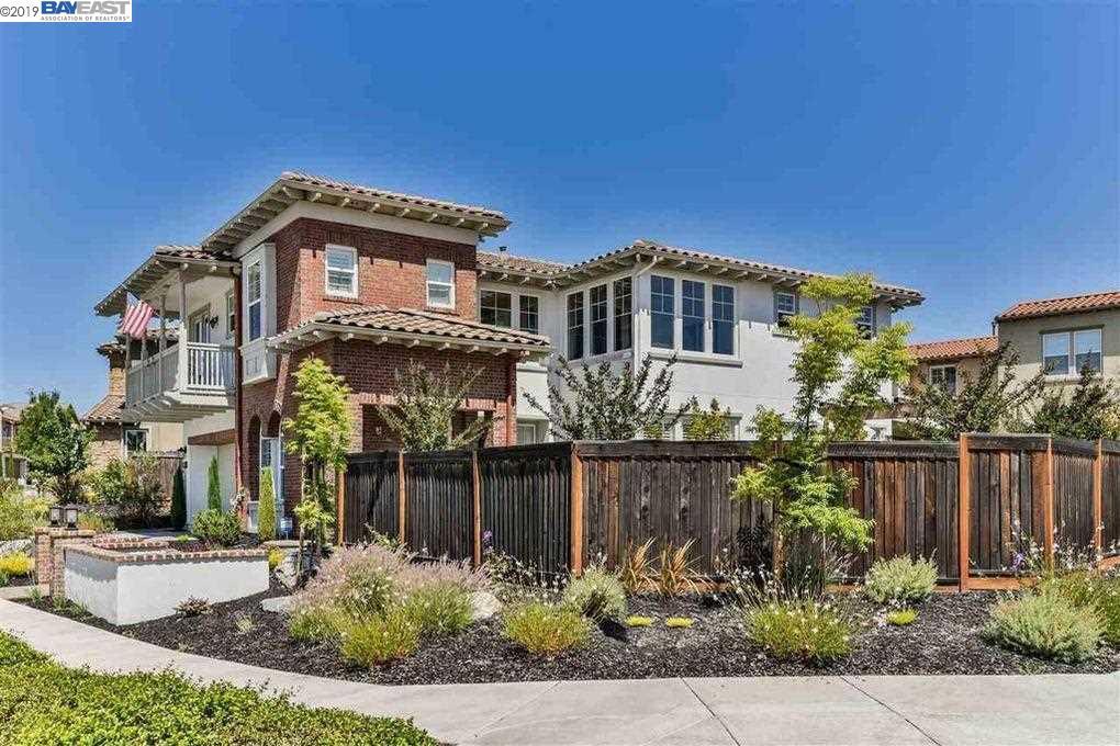 5402 Belarus St - Photo 1