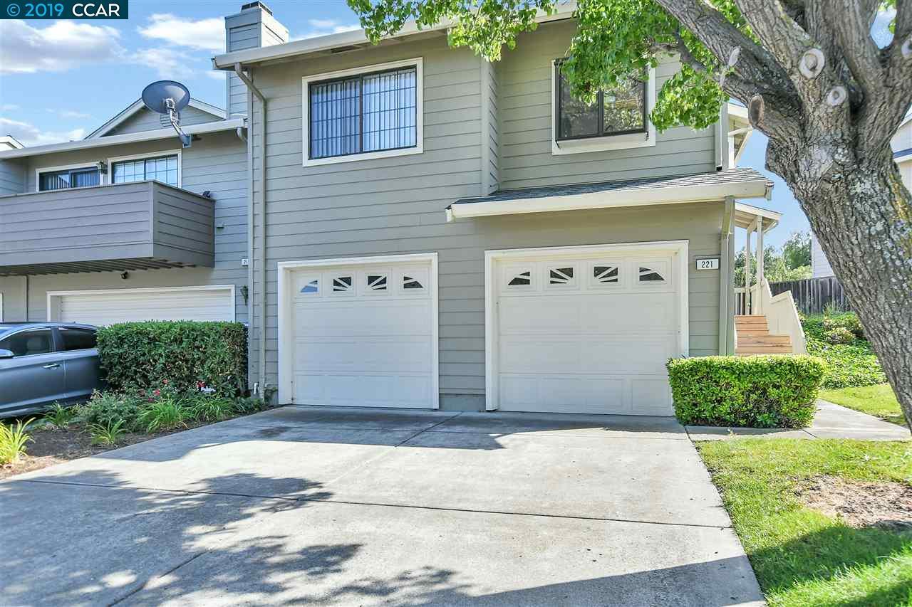 221 Manuel Ct - Photo 1
