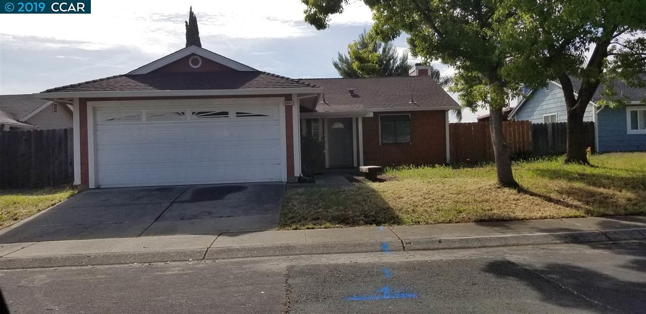 2051 Newport Dr - Photo 1