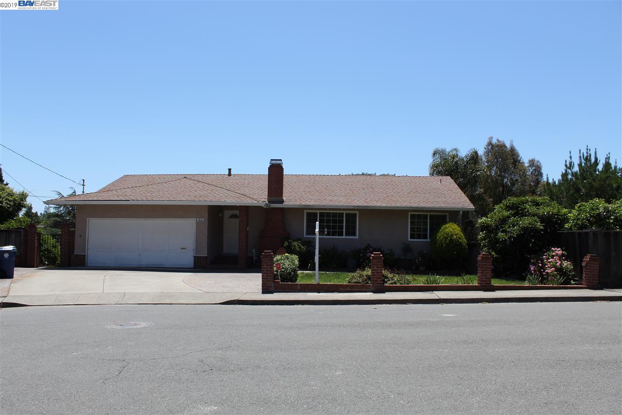 19590 Carlton Ct. - Photo 1