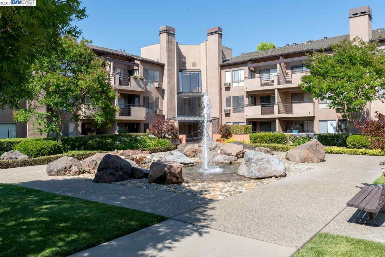 39029 Guardino Dr - Photo 1
