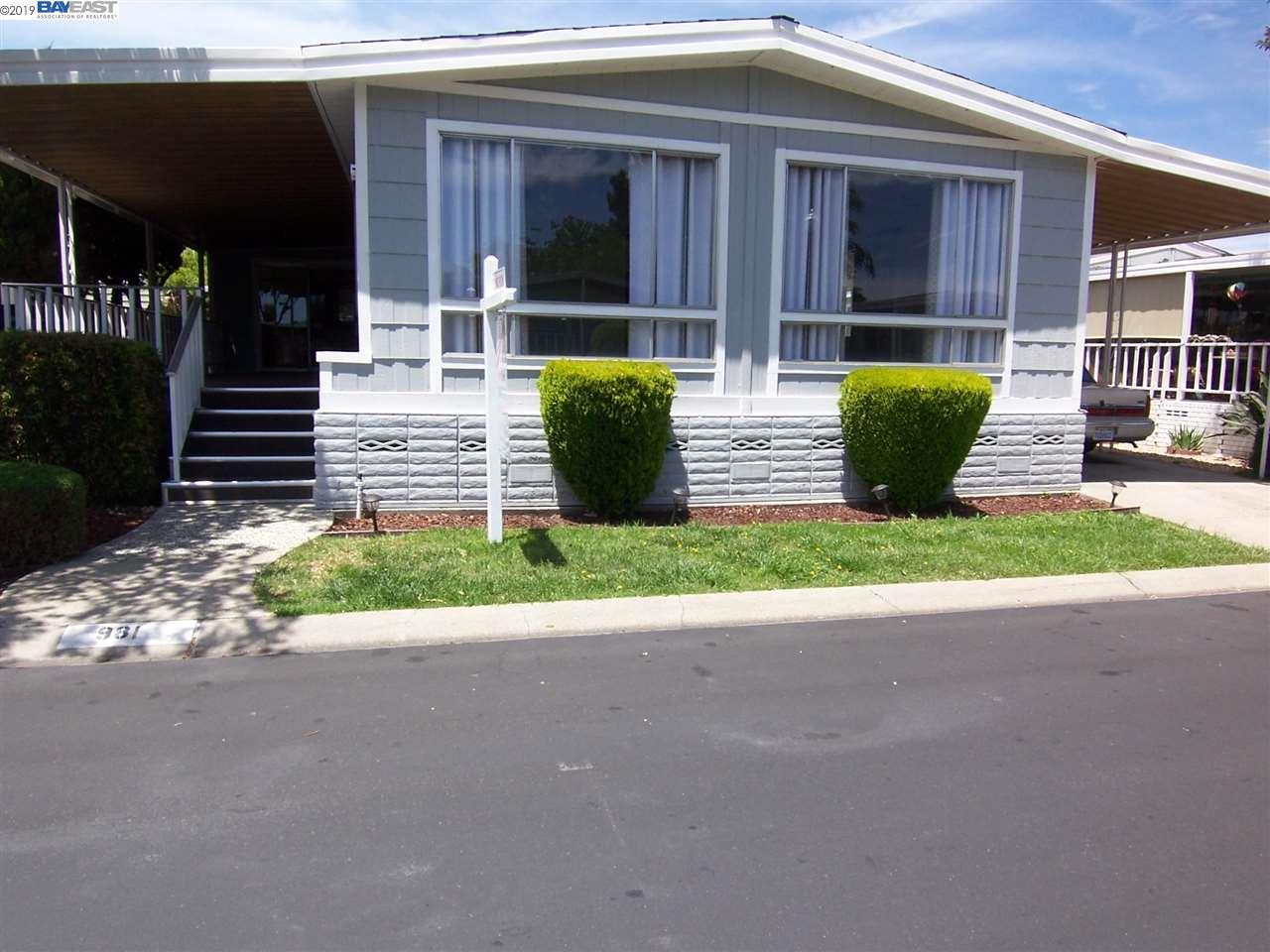 981 Fall River Drive - Photo 1