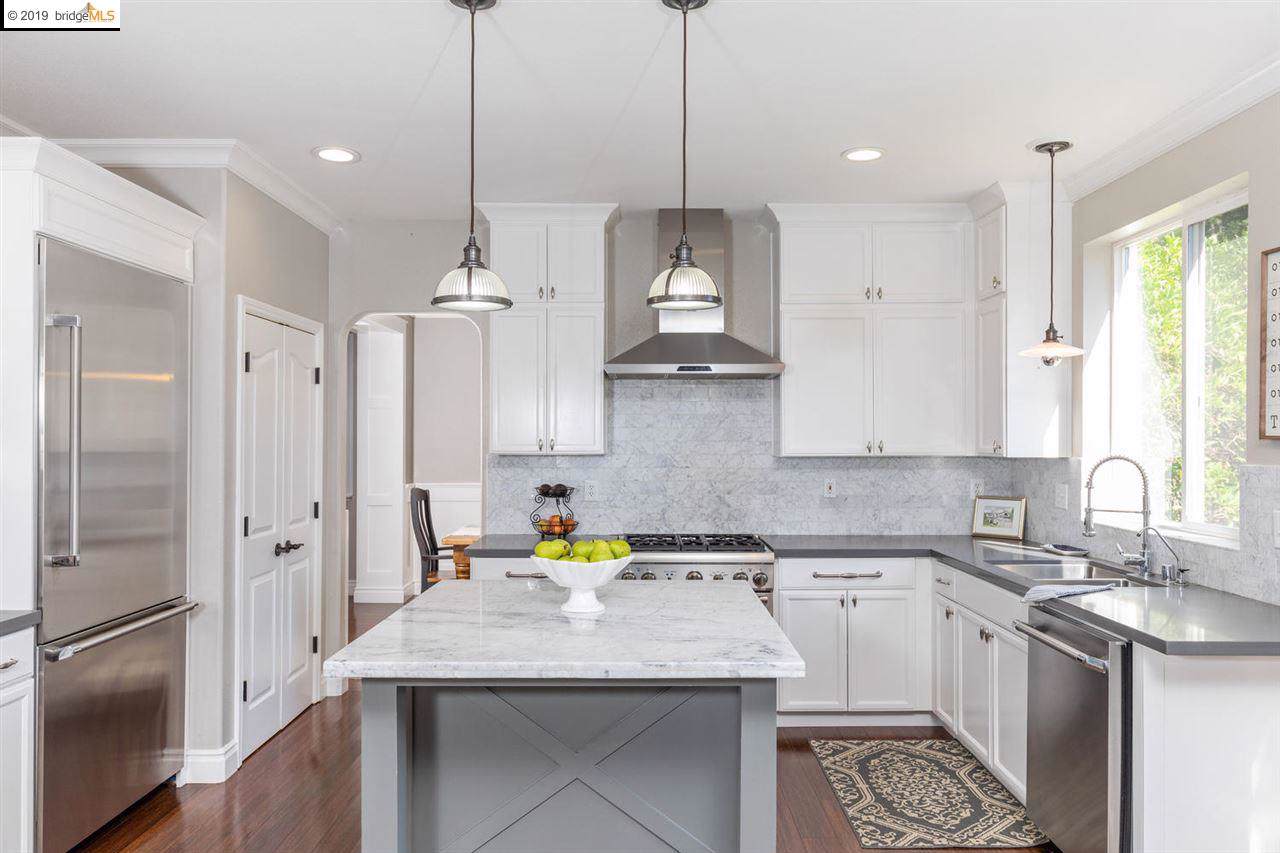 795 Rutherford Cir - Photo 1