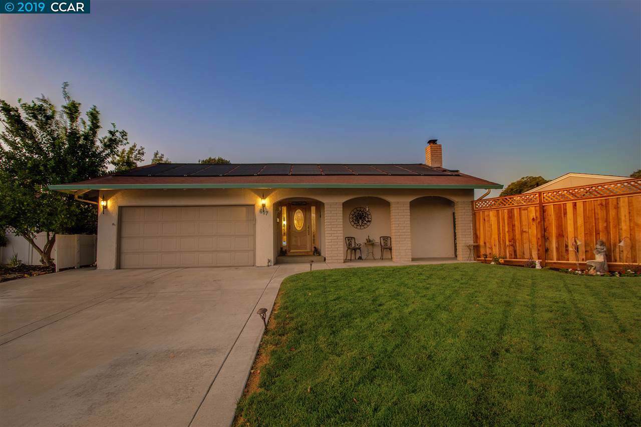 617 Hemlock Ct - Photo 1