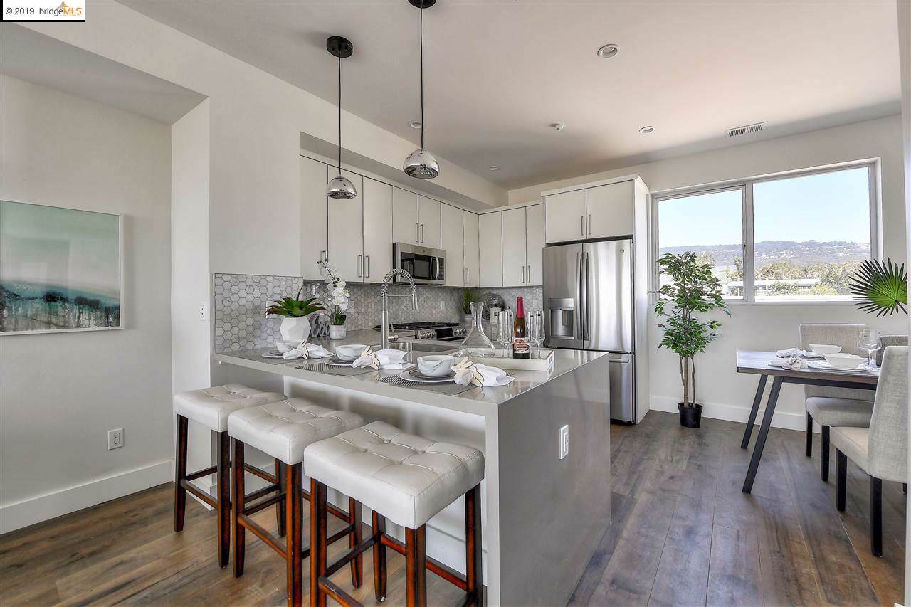 3101 35Th Ave - Photo 1