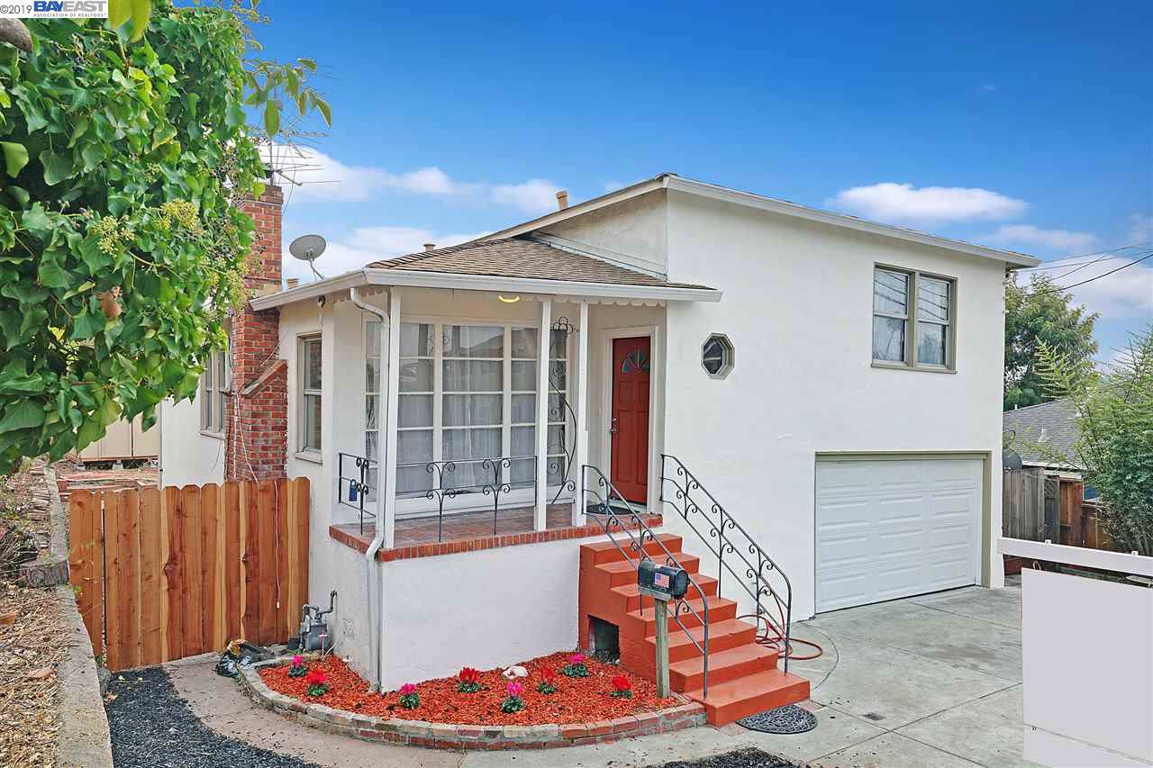 1630 165th Ave - Photo 1