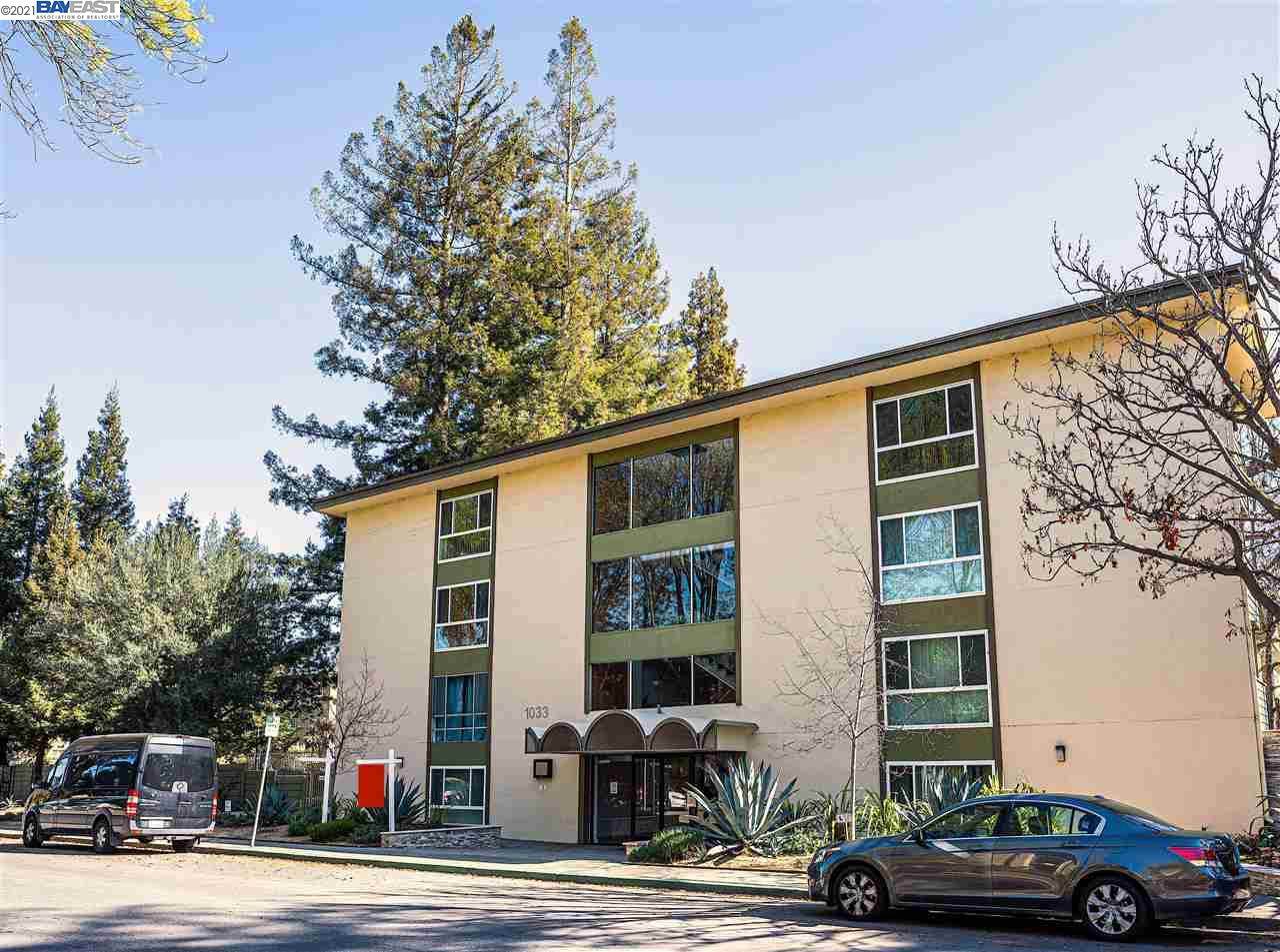 1033 Crestview Drive 201 - Photo 1