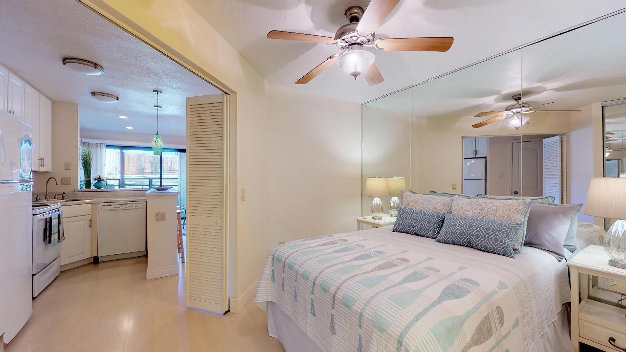 125 Surf Way 342 - Photo 1