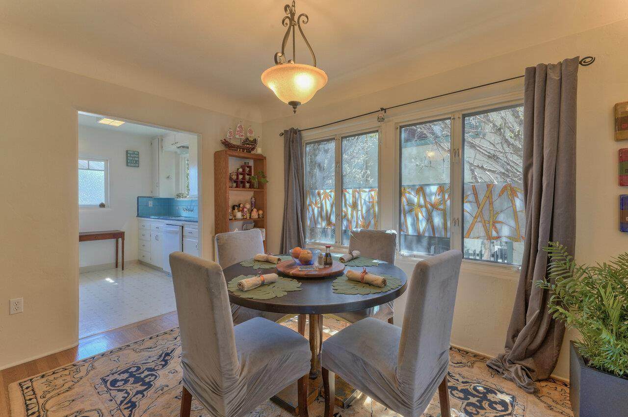 410 Pine Ave - Photo 1