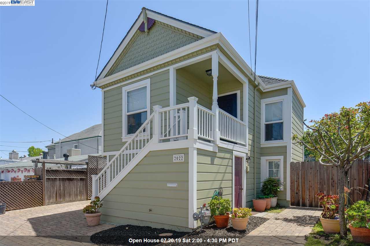 2022 Clement Ave - Photo 1