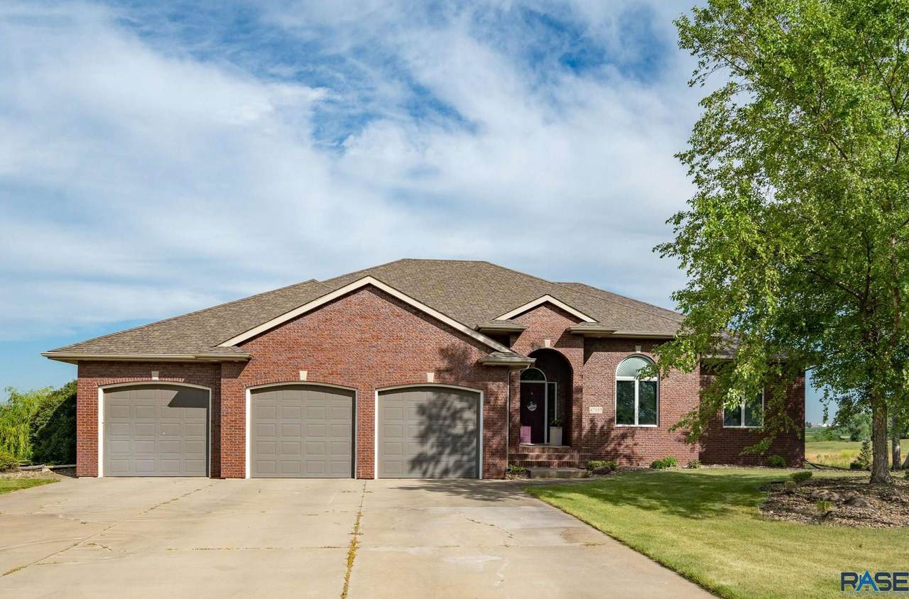 47157 Clubhouse Rd - Photo 1