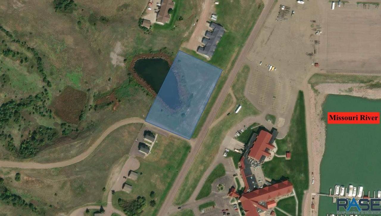 1 Shoreline Dr - Photo 1